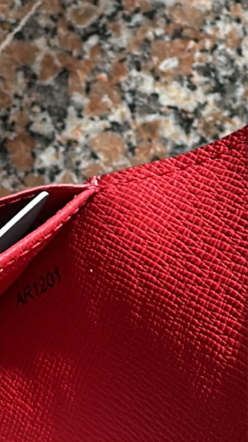 Louis Vuitton Wallet - photo 4