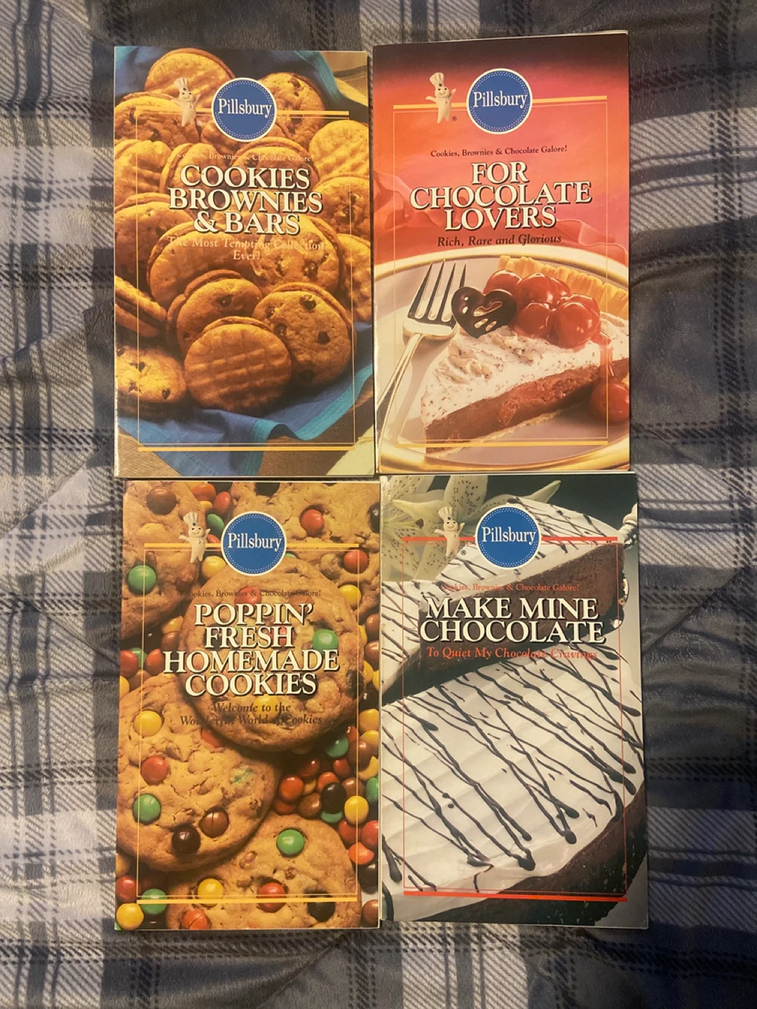 Pillsbury Cookies Brownies and Chocolate Cookbooks - photo 4