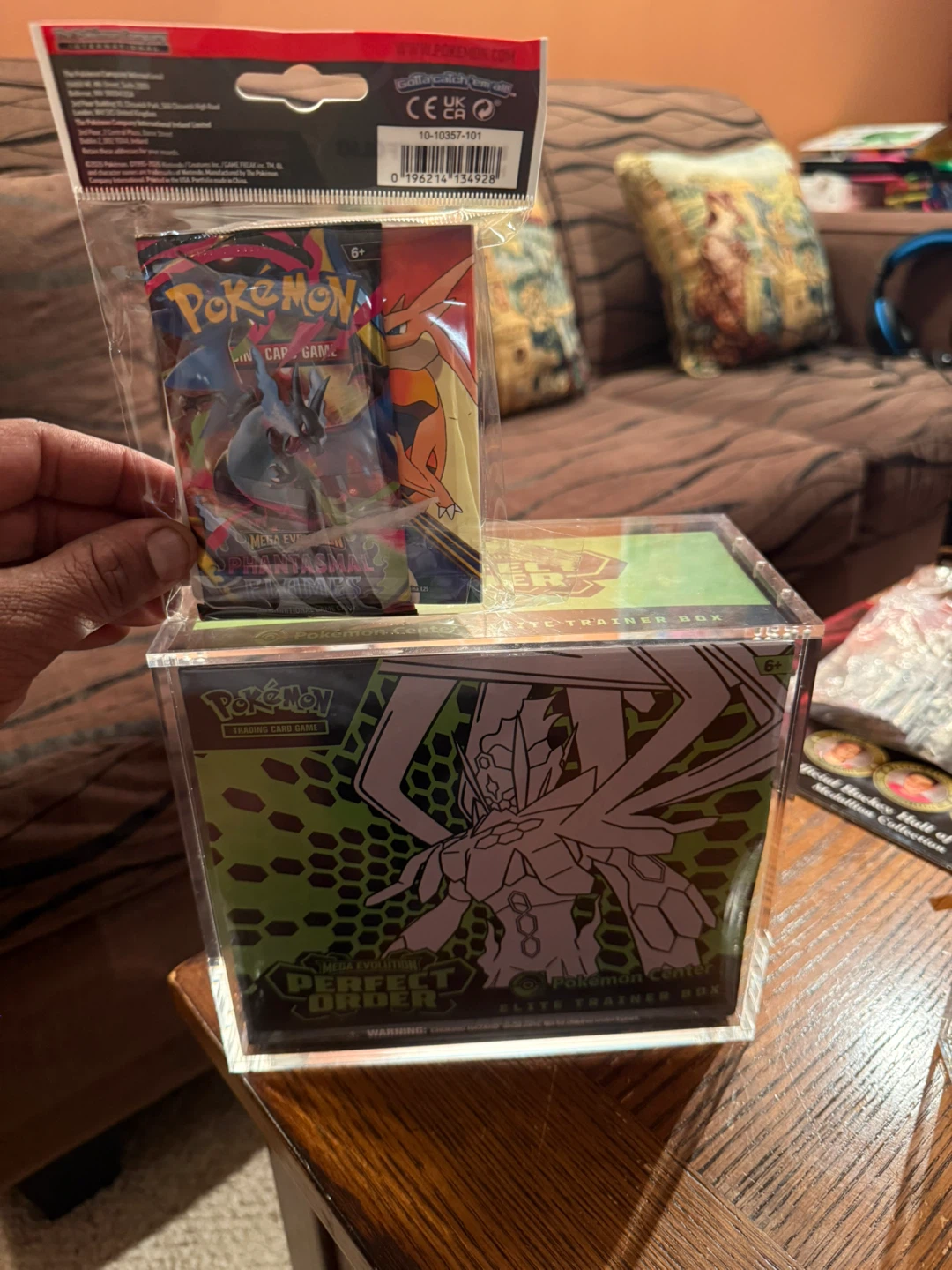 Pokémon Trading Card Game Mega Evolution Elite Trainer Box