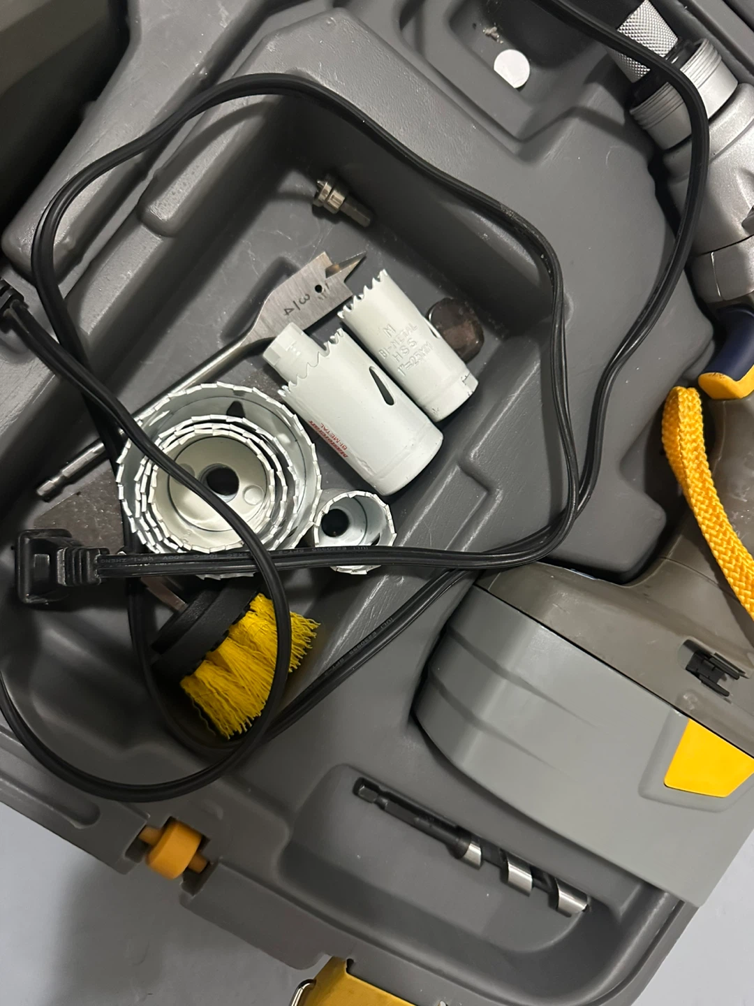 Maximum Cordless Drill with Hole Saw Kit