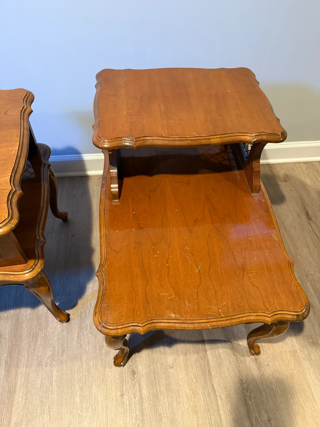 Solid wood Vintage Tiered Side Tables (Set of 2) - photo 4