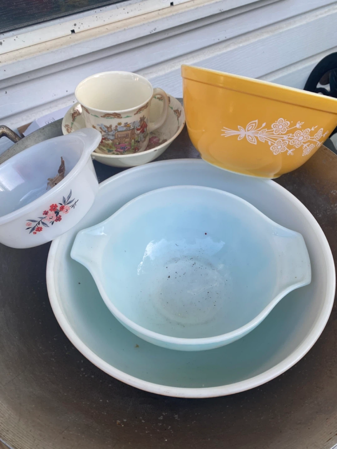Pyrex Mixing Bowls & Royal Doulton Bunnykins Cup & Saucer