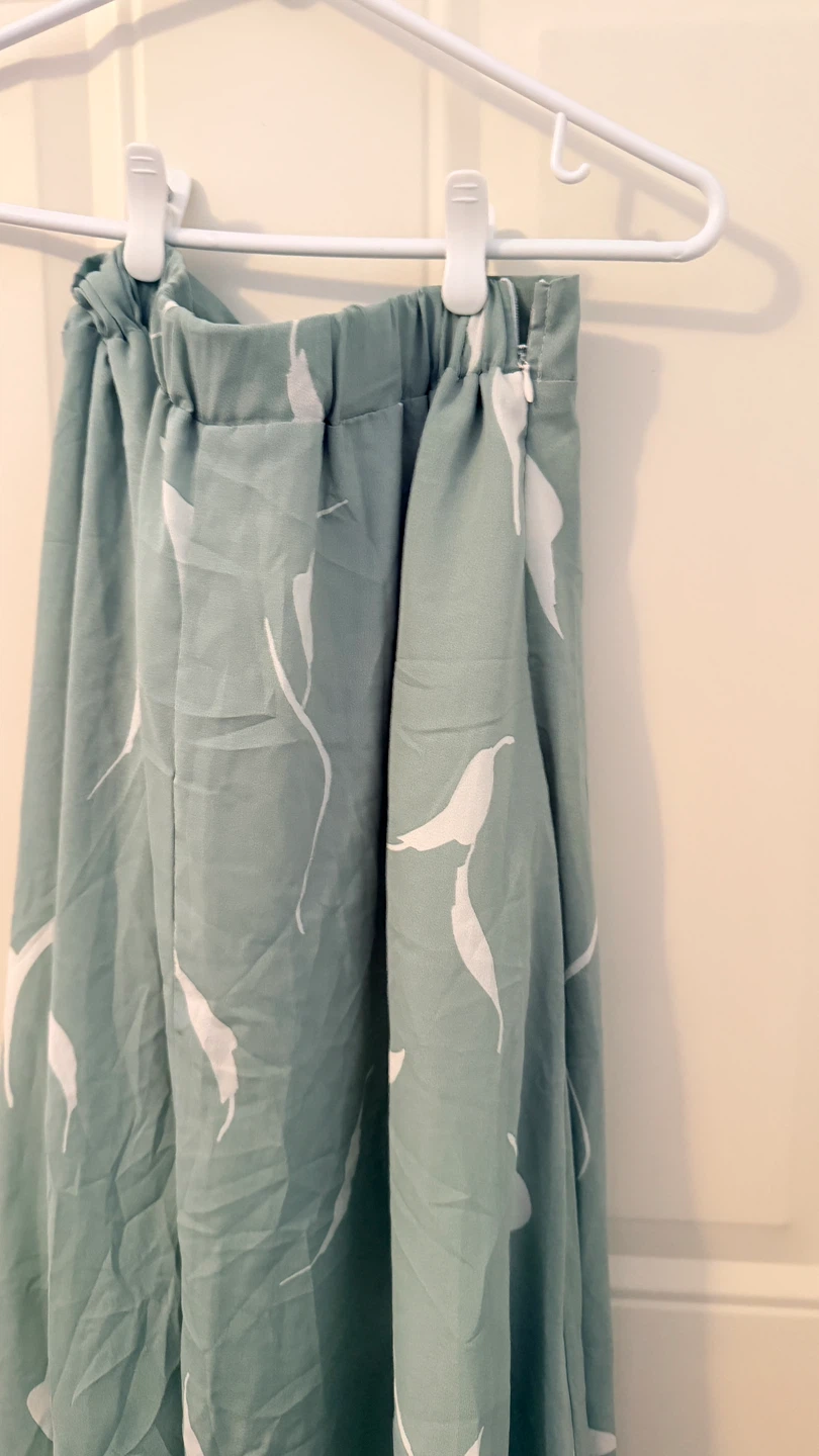 Sage Green Floral Print. Size S - photo 3