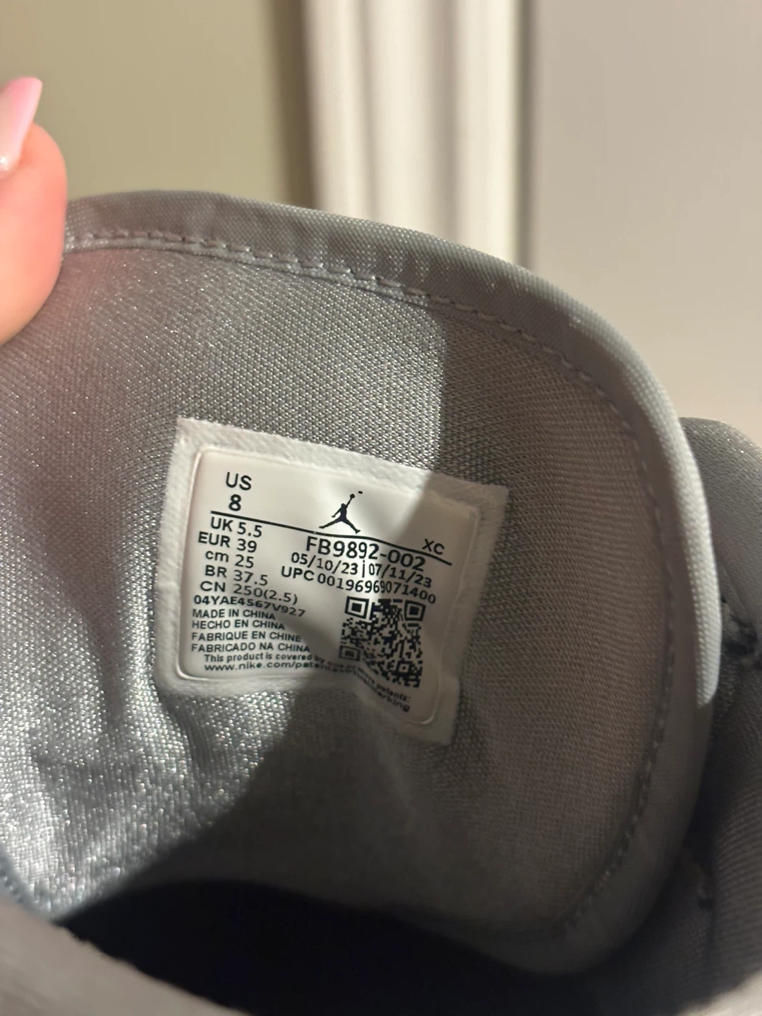 Nike Air Jordan 1 Mid Grey Black - photo 4