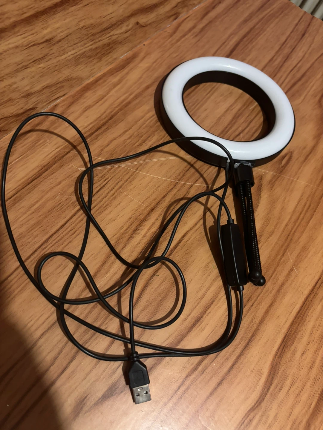USB Ring Light with Tripod - photo 3