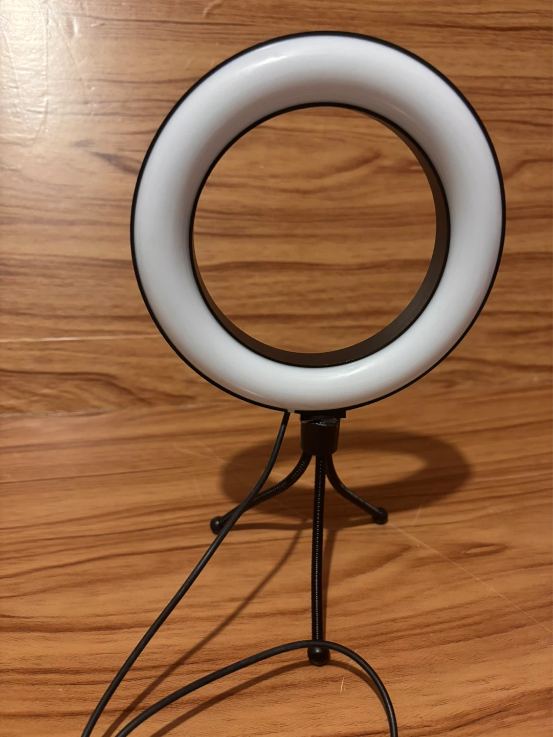 USB Ring Light with Tripod - photo 2