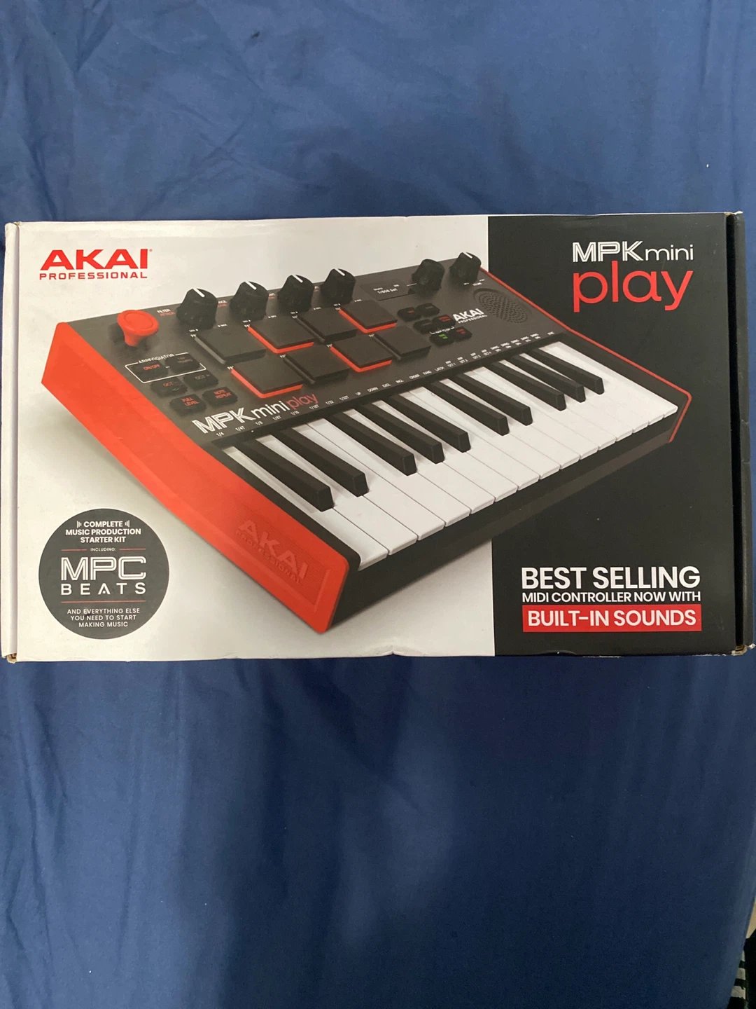 Akai Professional MPK mini Play MIDI Controller