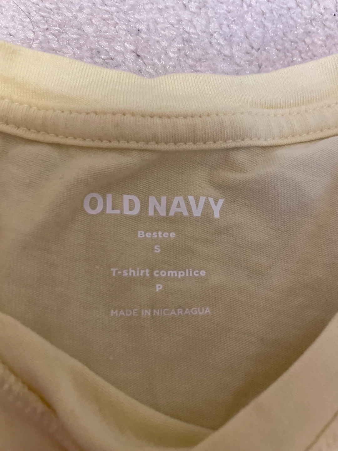 Old Navy Yellow cropped T-Shirt Size S - photo 2
