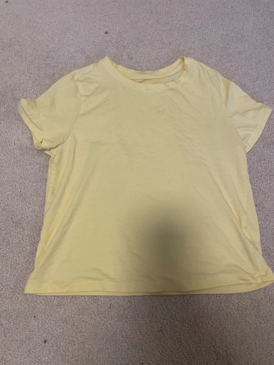 Old Navy Yellow cropped T-Shirt Size S