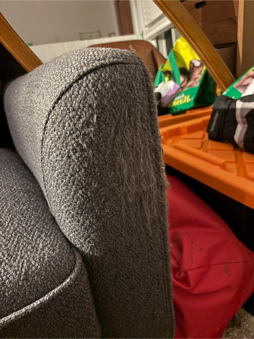 Grey couch - photo 2