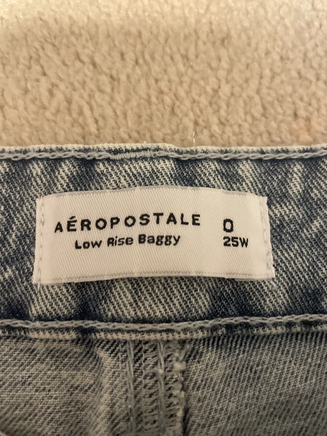 Aéropostale Low Rise Baggy Jeans - Size 25W - photo 2