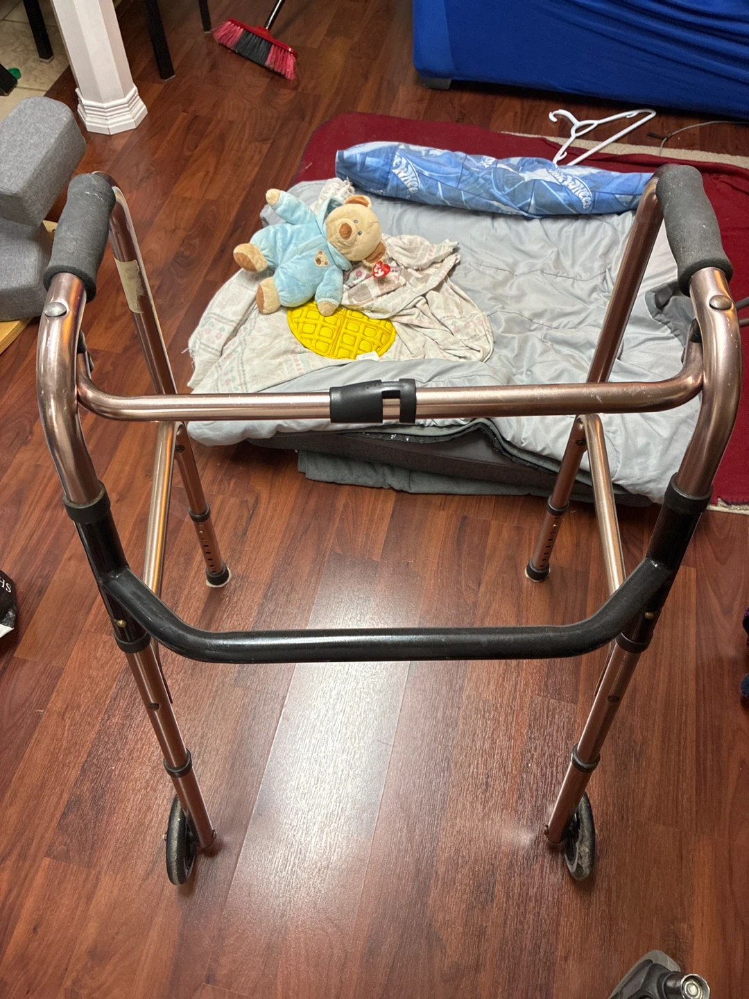 2-Wheel Walker