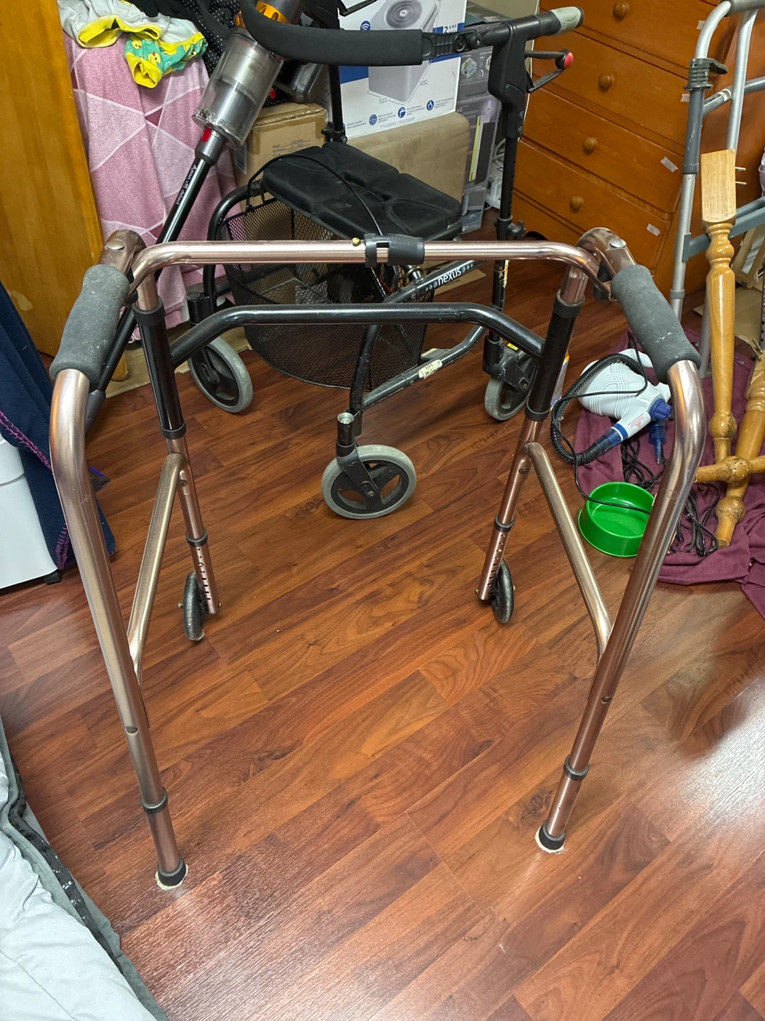 2-Wheel Walker - photo 2