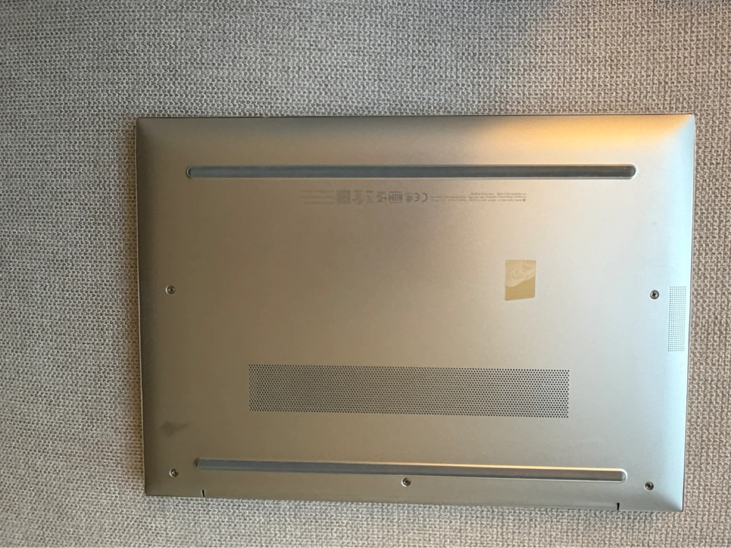 Mint condition - HP EliteBook Laptop 840 14 inch G9 - photo 2