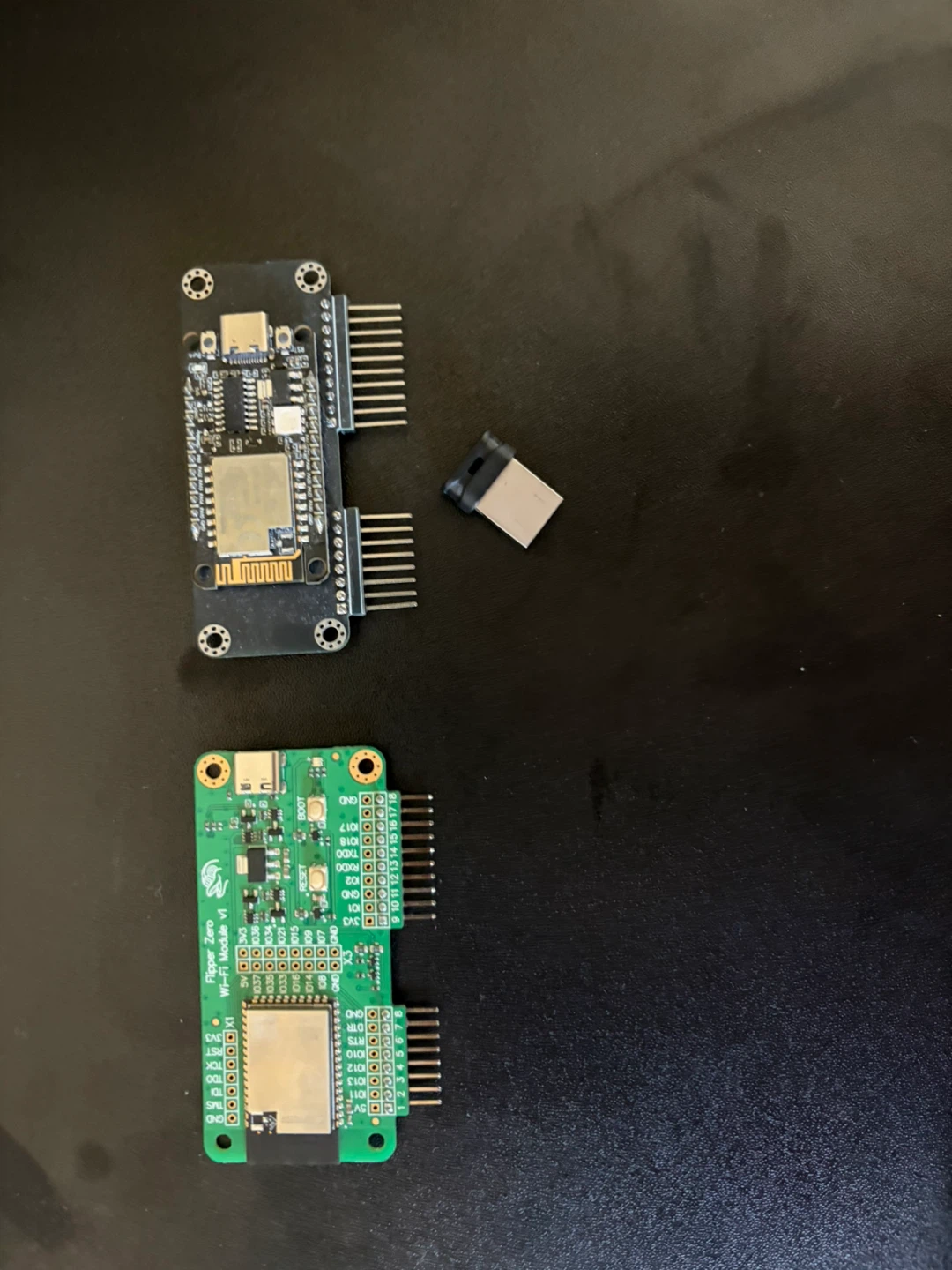 Flipper zero + OMG hotplugs + custom accessories - photo 4