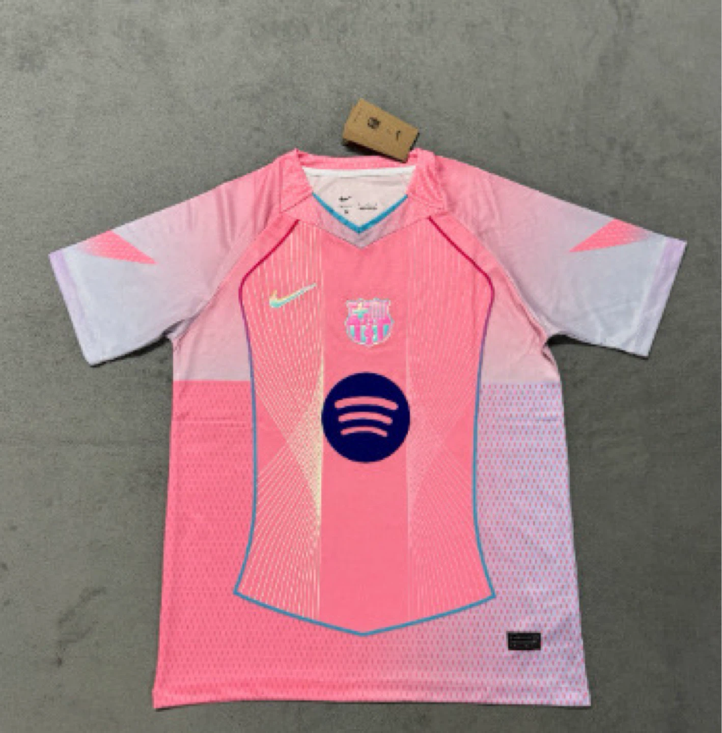 Nike Barcelona Pink Football Jersey - photo 3