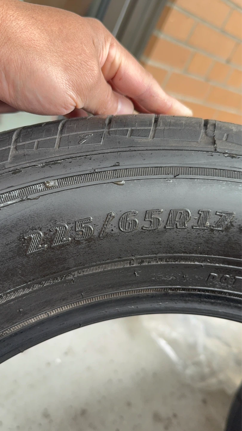 Goodyear Finesse Tires - 225/65R17 - photo 2