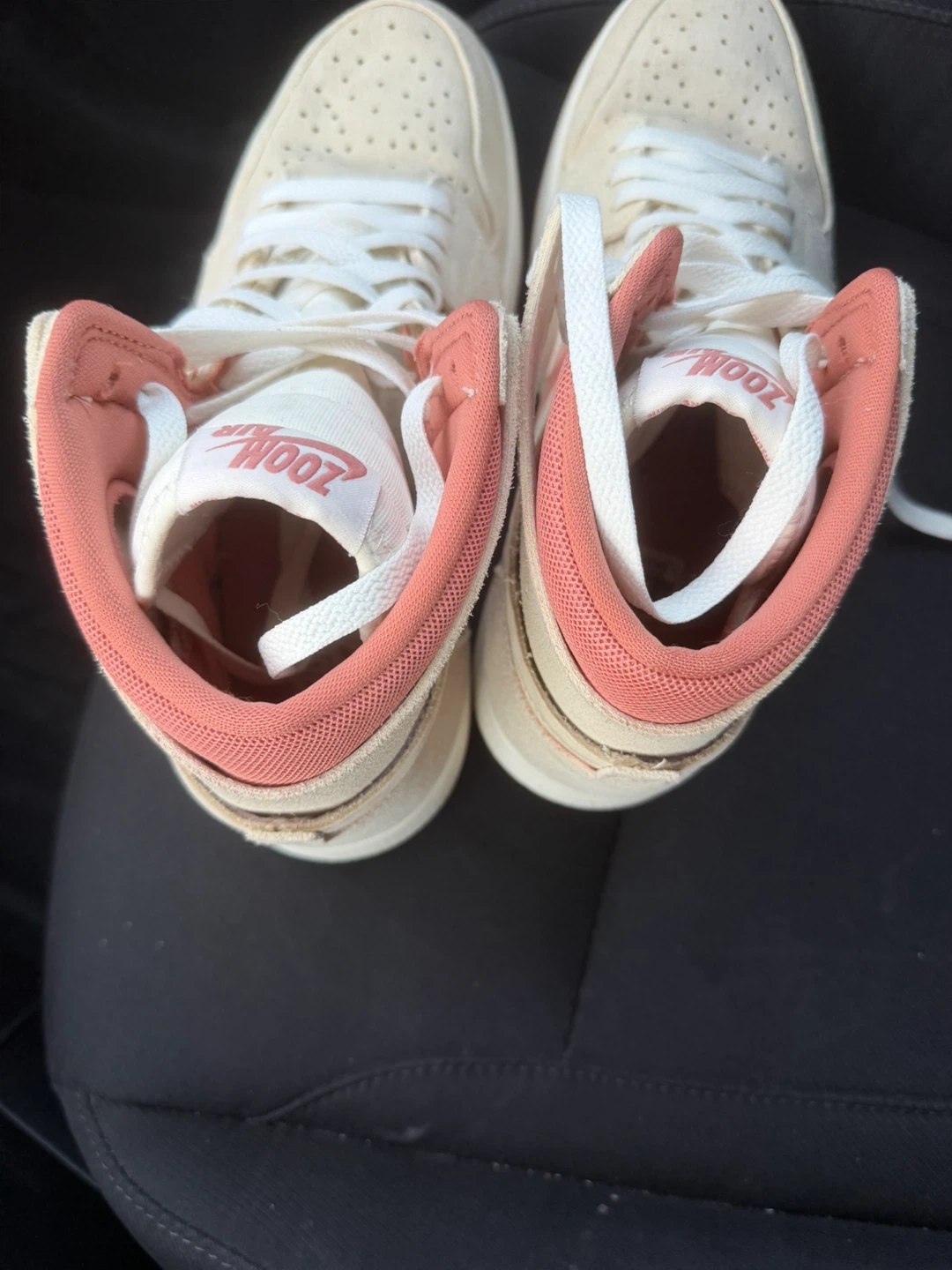 Air Jordan 1  zoom - photo 4