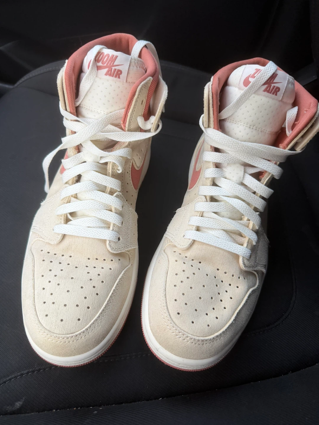 Air Jordan 1  zoom - photo 2