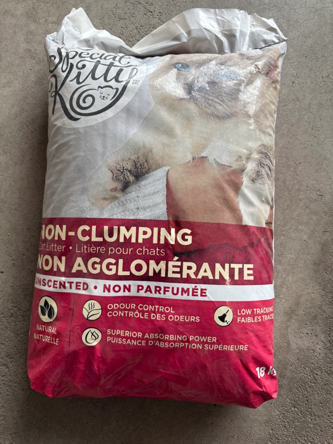 Special Kitty Non-Clumping Unscented Cat Litter 18 kg
