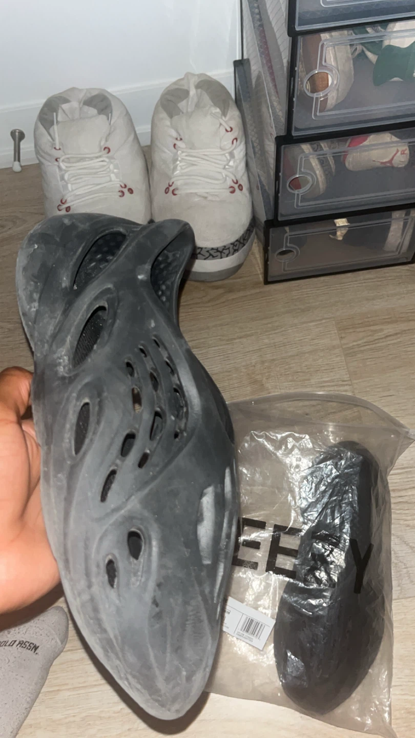 Yeezy Foam Runner Shoes - photo 4