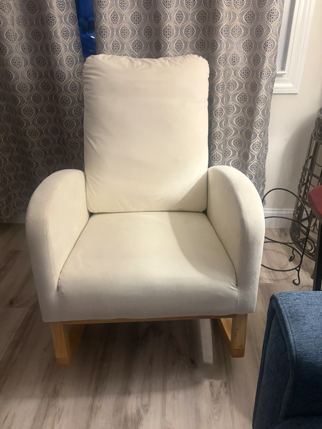 White Upholstered Rocking Chair with Wooden Base - photo 2