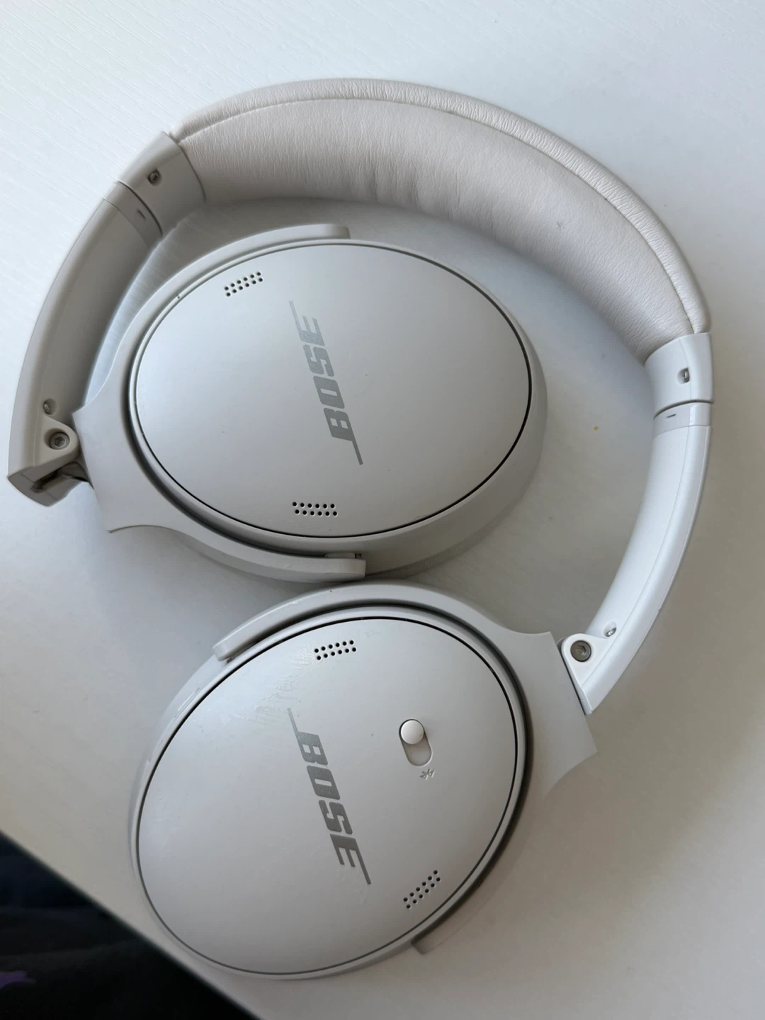 Bose QuietComfort 45 Headphones - White