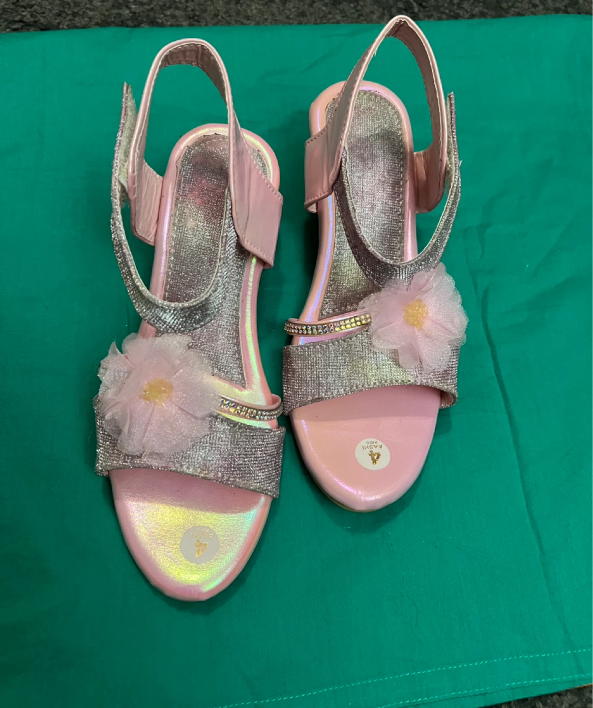 Kids Pink Sparkly Flower Sandals