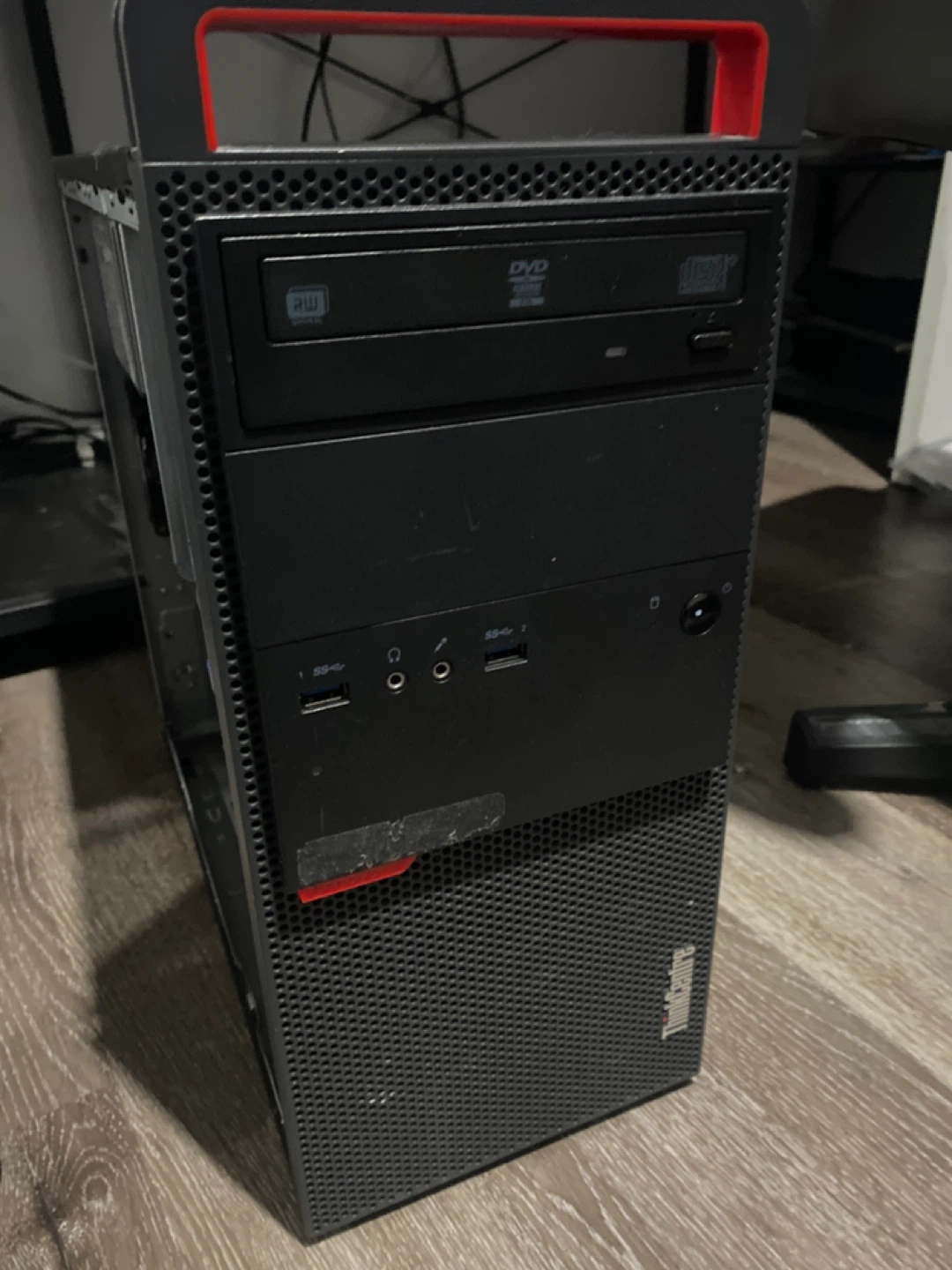 Lenovo Desktop PC Intel Core i5 GTX 1050 8GB RAM 466GB HDD