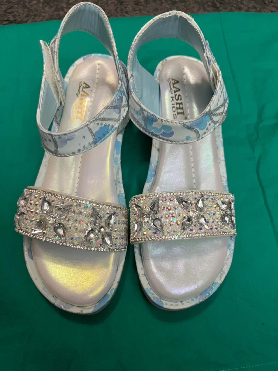 Aashi Kids Girls Sparkly Sandals Size 8 - photo 5
