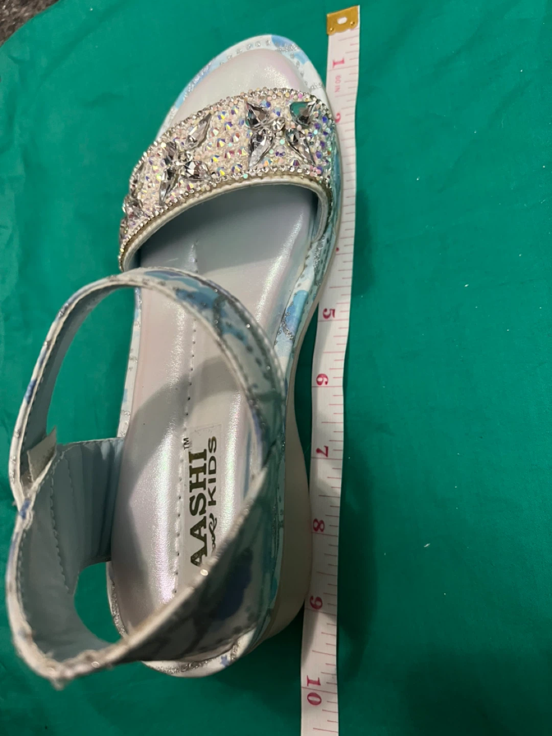 Aashi Kids Girls Sparkly Sandals Size 8 - photo 3