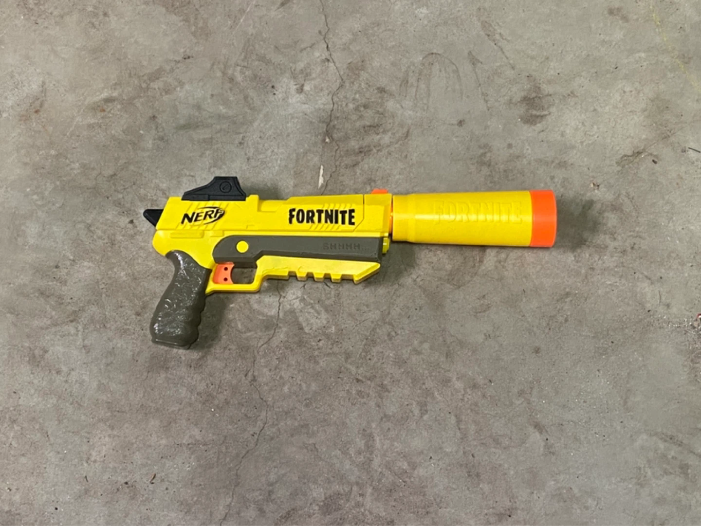 Nerf Fortnite AR-L Blaster - photo 2