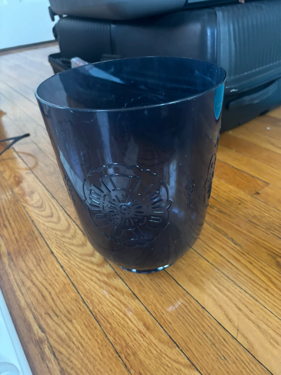 Trash can - photo 2
