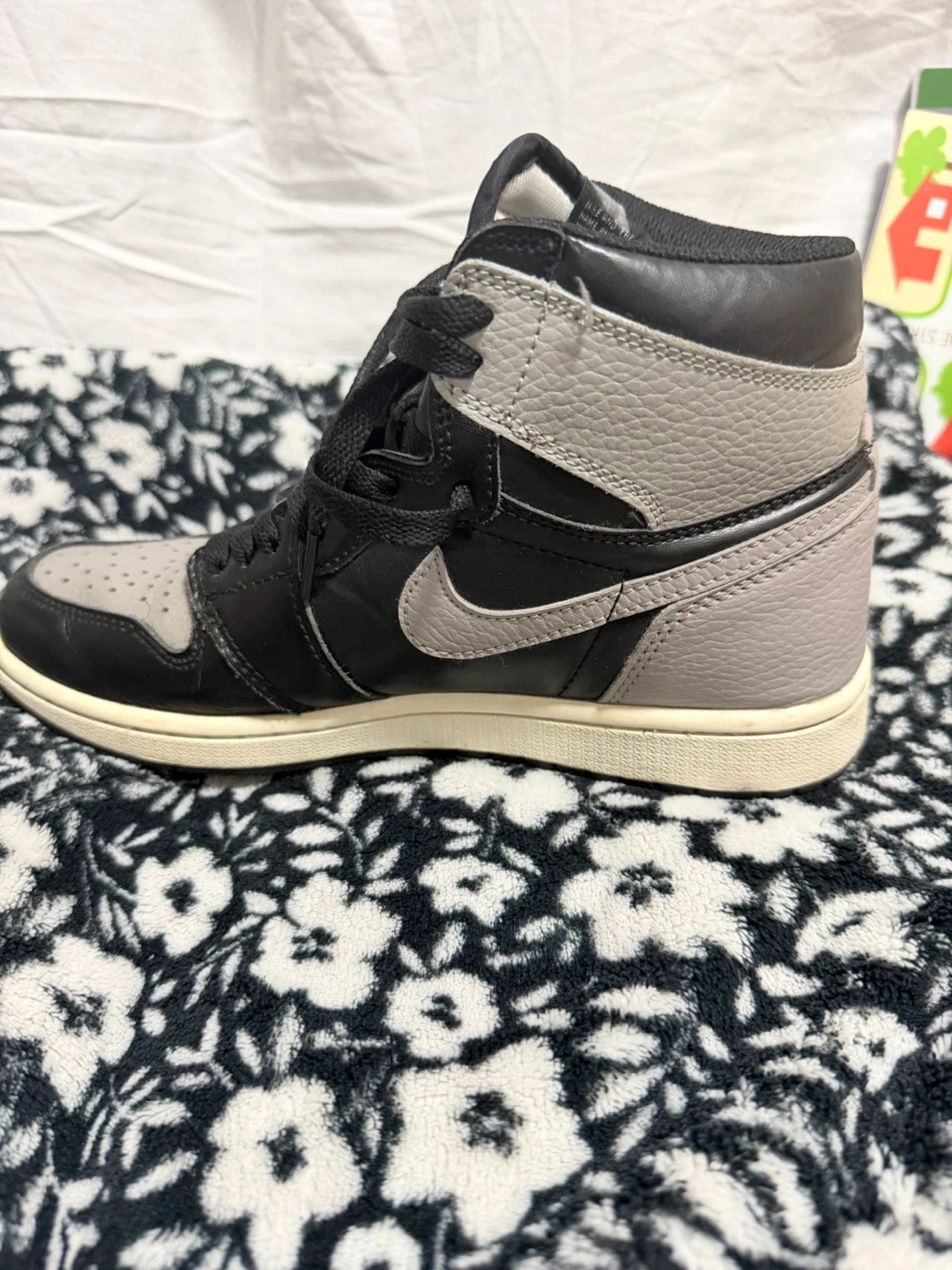 Air Jordan 1 High OG "Mocha"