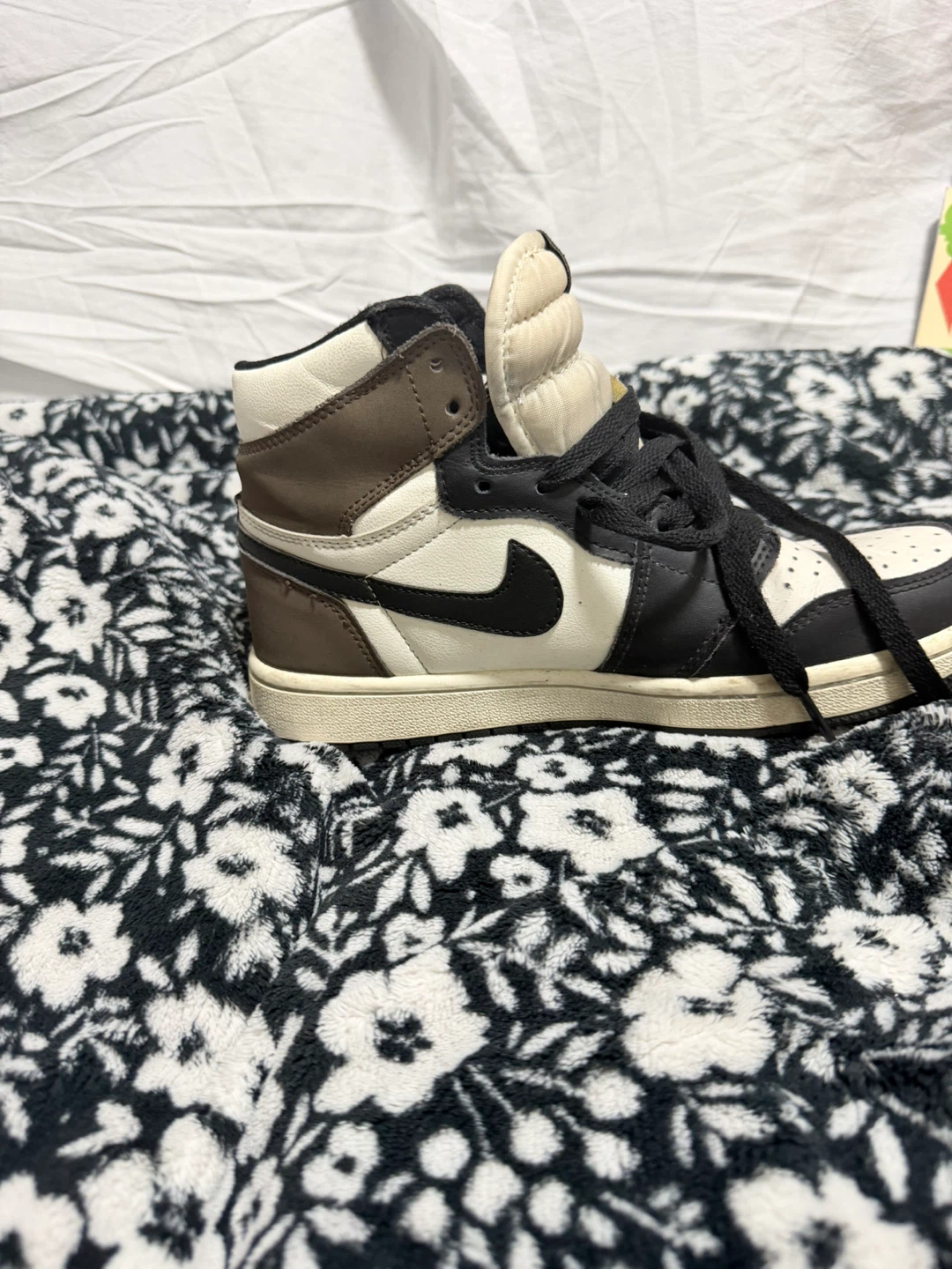Air Jordan 1 High OG "Mocha" - photo 5