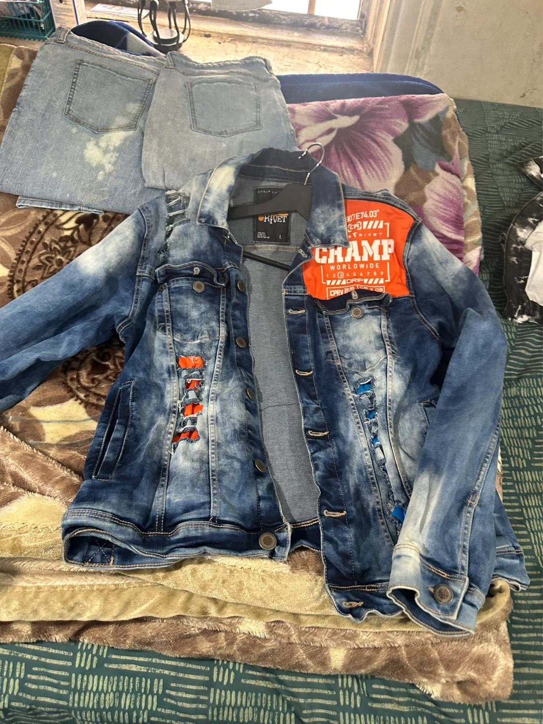 Men's Distressed Denim Jacket - photo 2