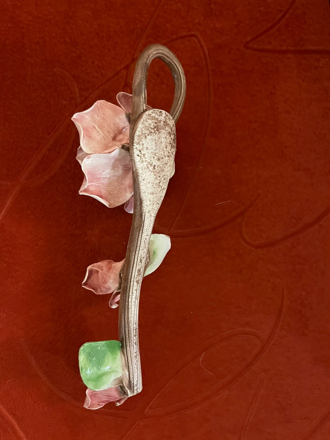 Decorative Ceramic Rose and Leaf Wall Hanger - photo 2