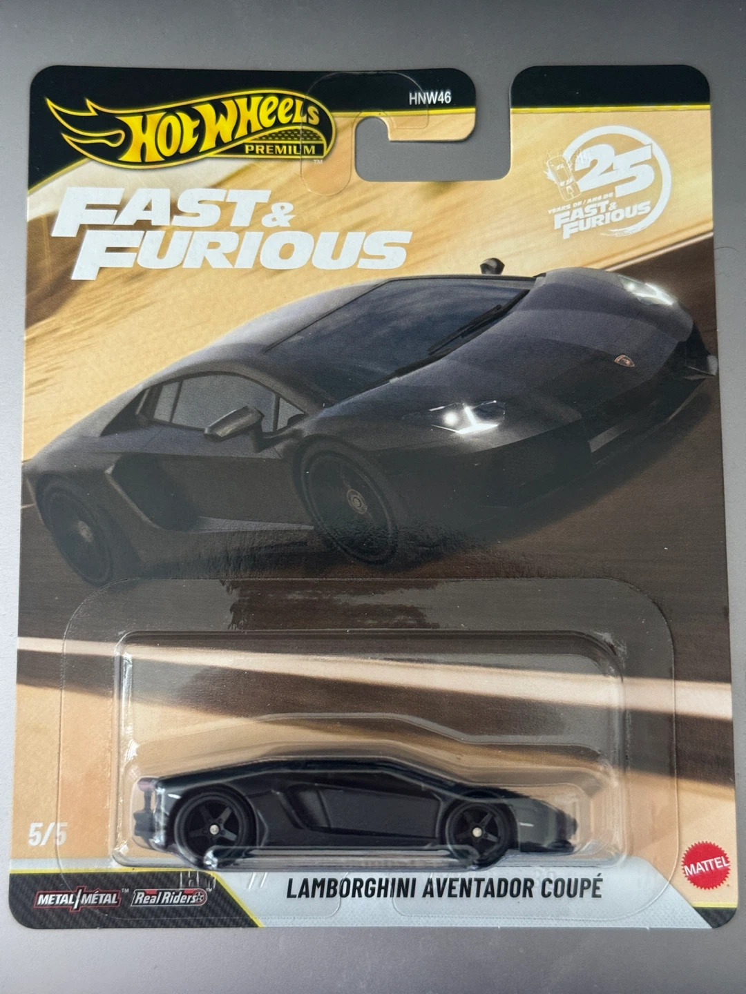 Hot Wheels Premium Lamborghini Aventador Coupe
