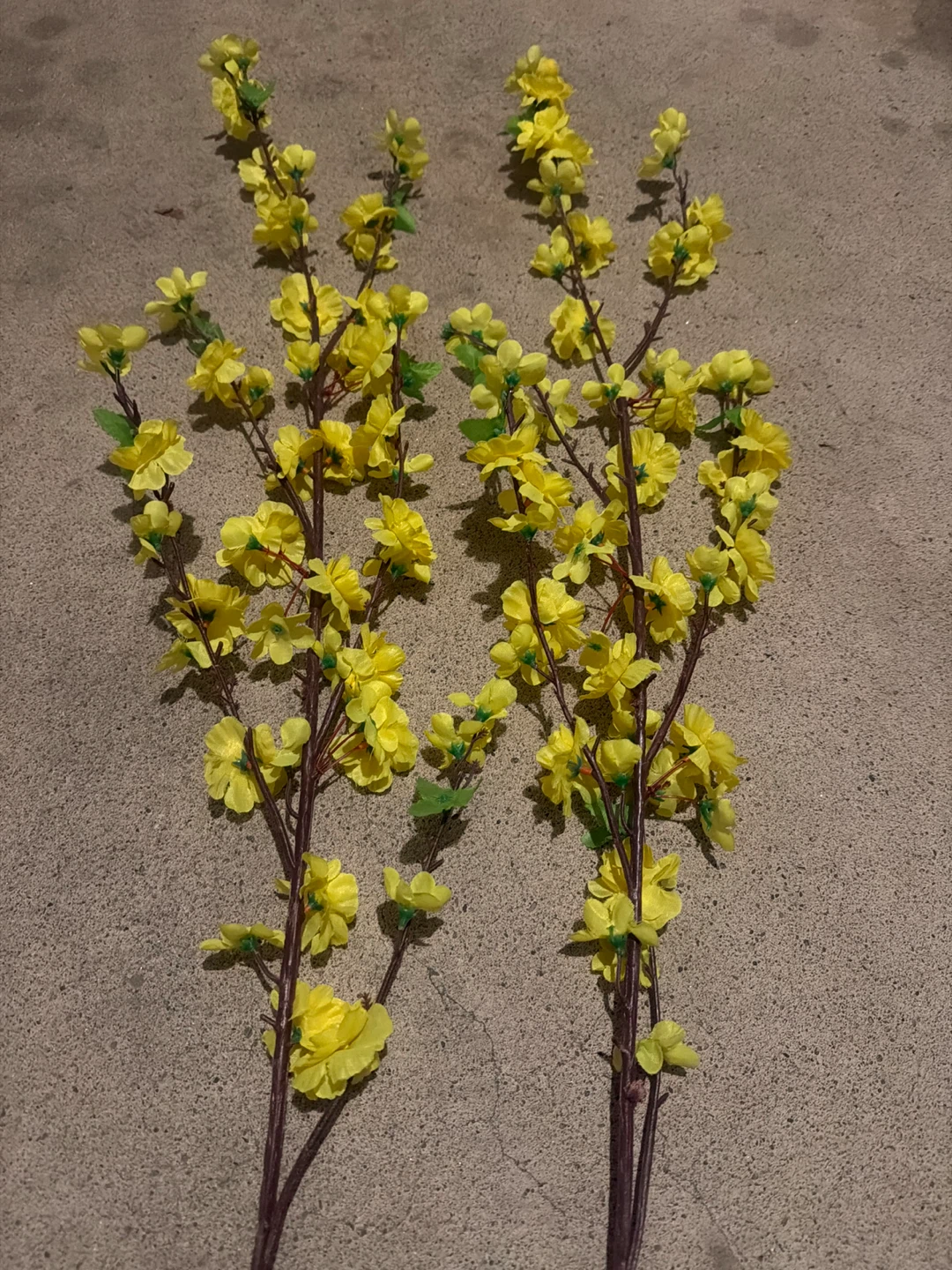 Decorative Floral Arrangement with Vase - photo 2