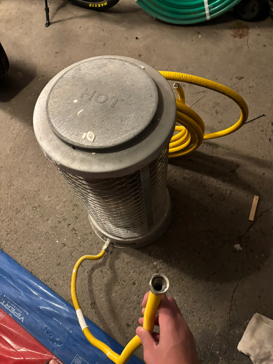 Heavy Duty Propane Convection Tower Heater + Gas Hose Extension - photo 2