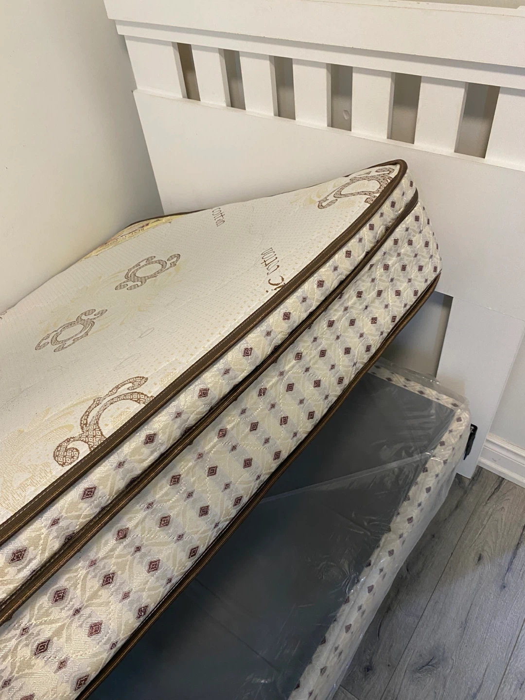 Single bed with mattress - photo 3