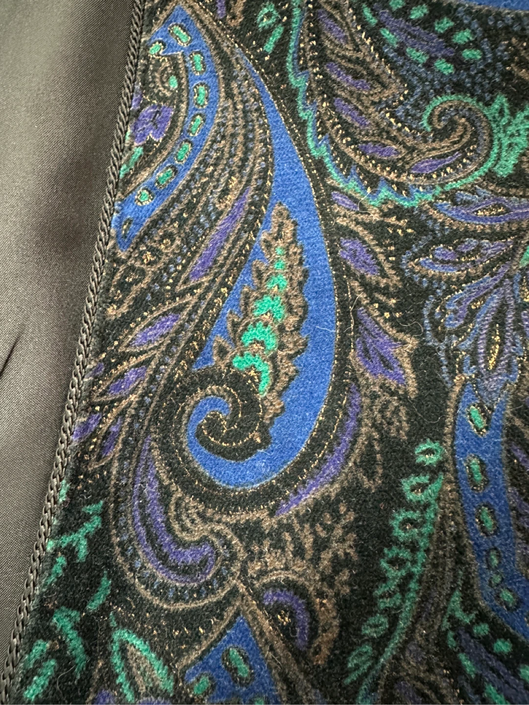 VINTAGE Women's Paisley Velvet Blazer - photo 2