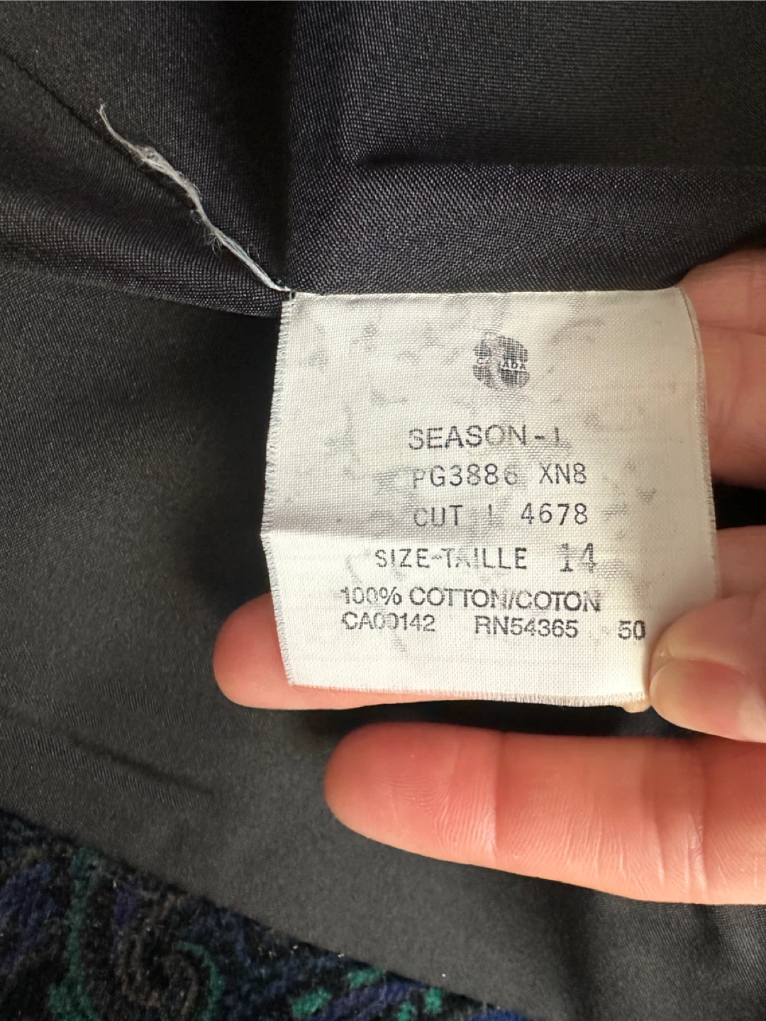 VINTAGE Women's Paisley Velvet Blazer - photo 4
