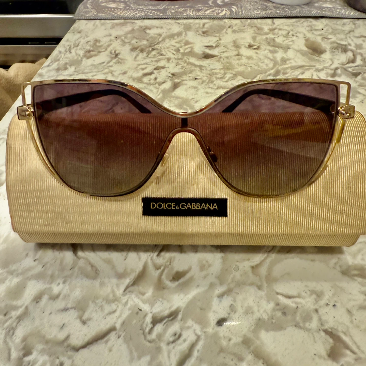 Dolce & Gabbana Sunglasses - photo 2