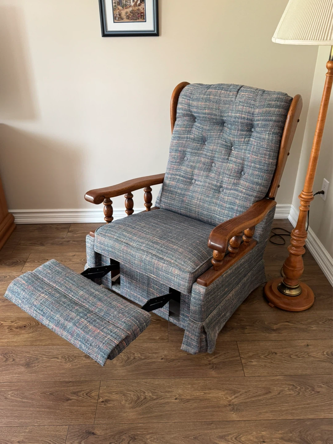 Blue Recliner Chair - photo 3