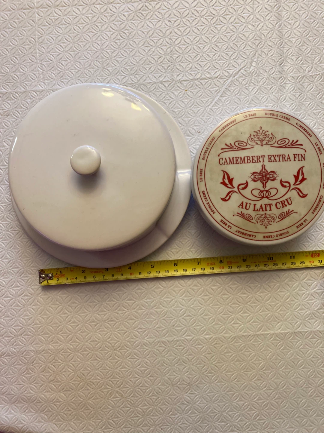 Ceramic Cheese keeper/melter with Camembert Extra Fin Round
