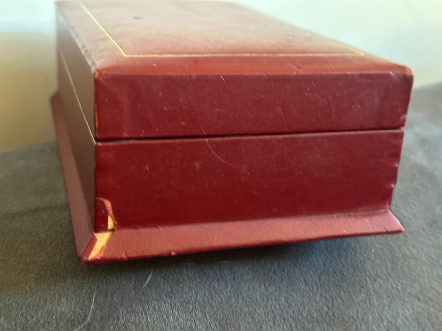 Vintage leather wrapped wood box - photo 4