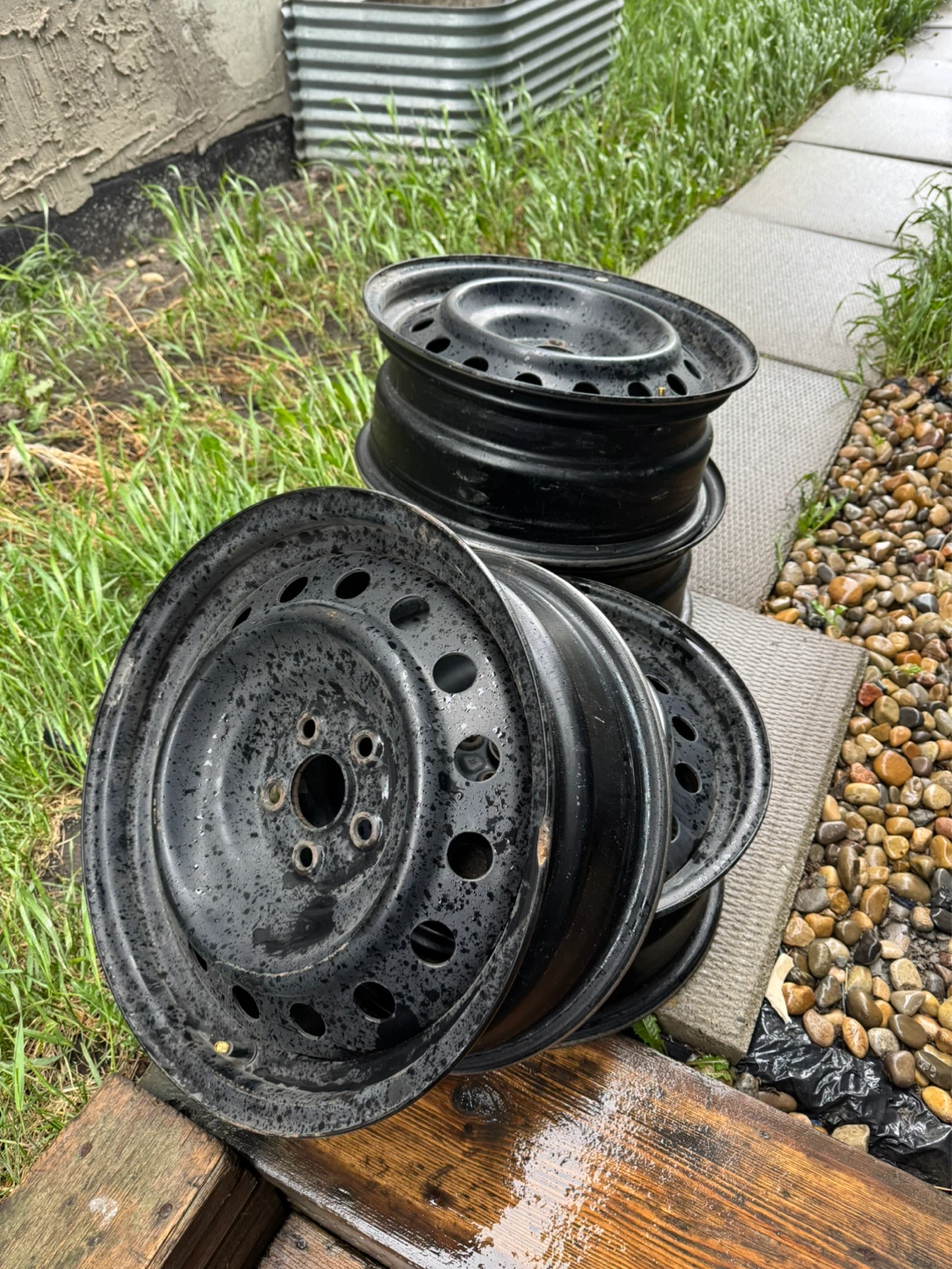 Sets of 4 Black Steel Wheels - photo 2