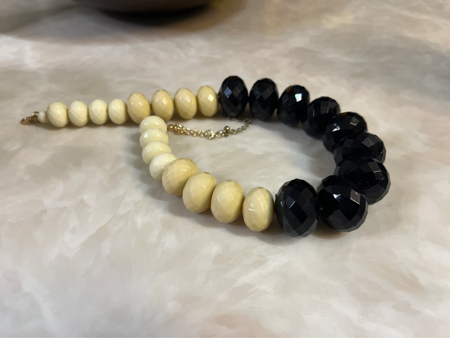 Two-Tone Beaded Necklace - Black & Cream