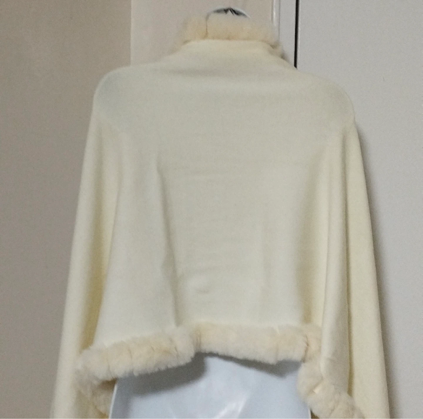 Cream Wrap with Faux Fur Trim - photo 2